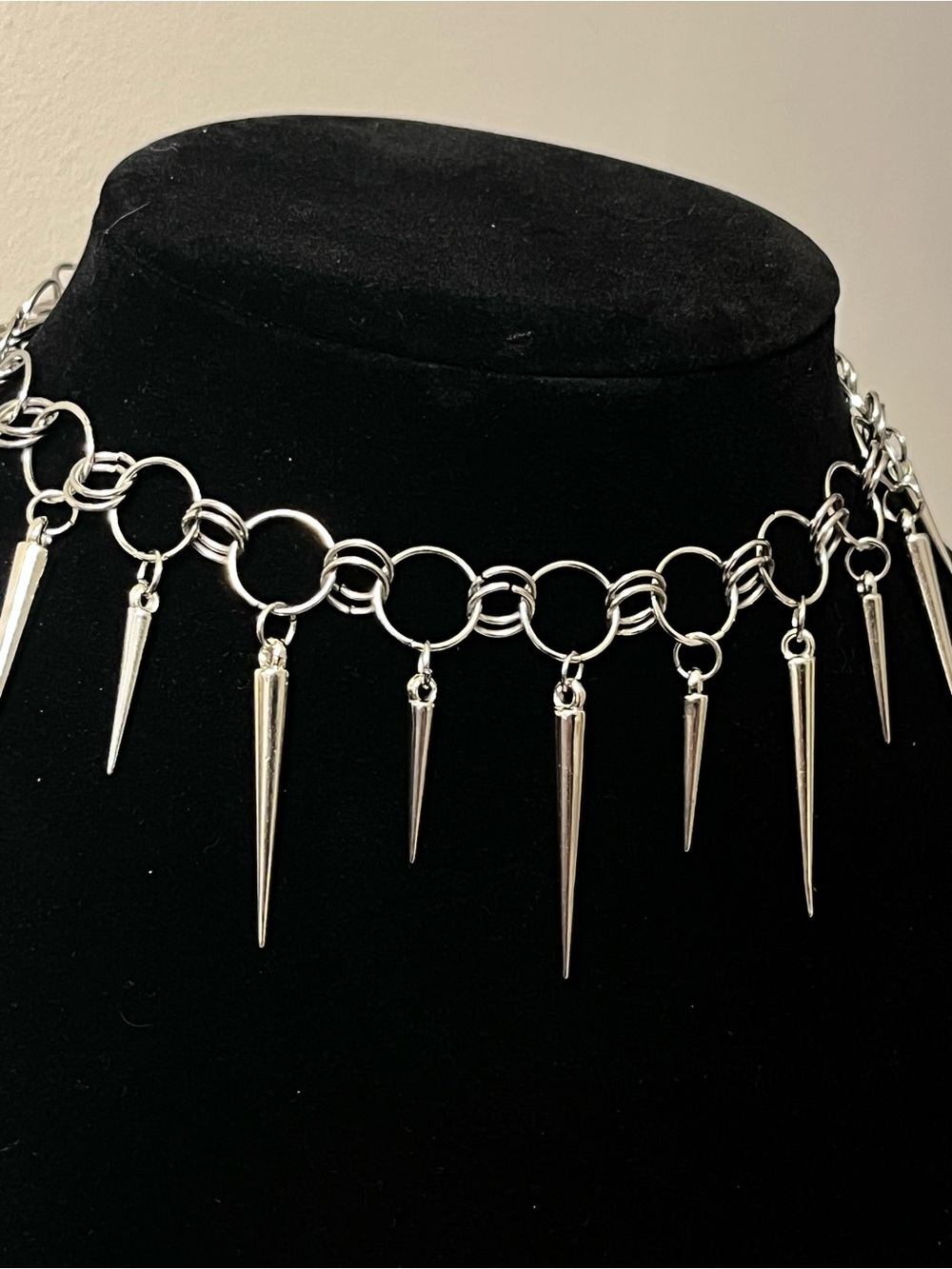 Hand Crafted Silver Spike Choker Necklace - Picture 5 of 5